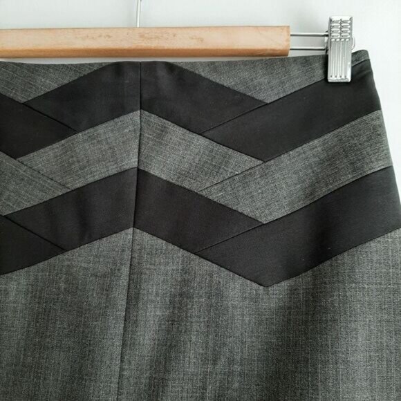 BCBG / Max Azria Julia Wool Blend Pencil Skirt Back Pleat Grey Sz 0 - Picture 4 of 12